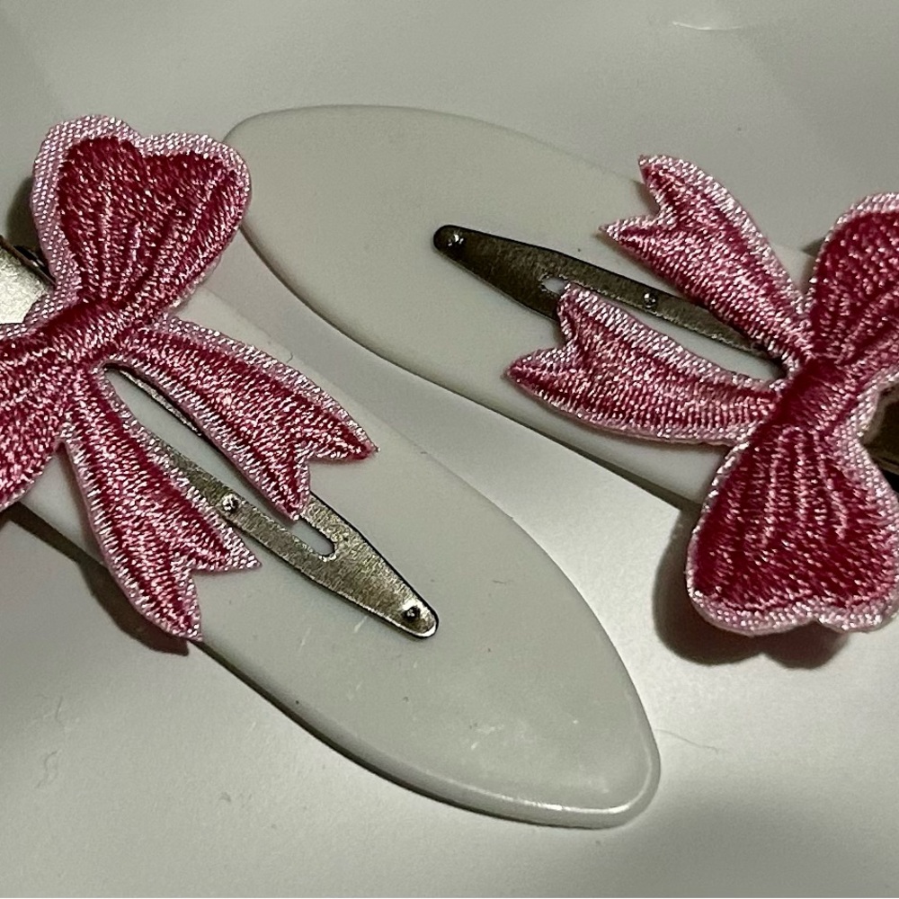 Bow Creaseless Hair Clips (White)